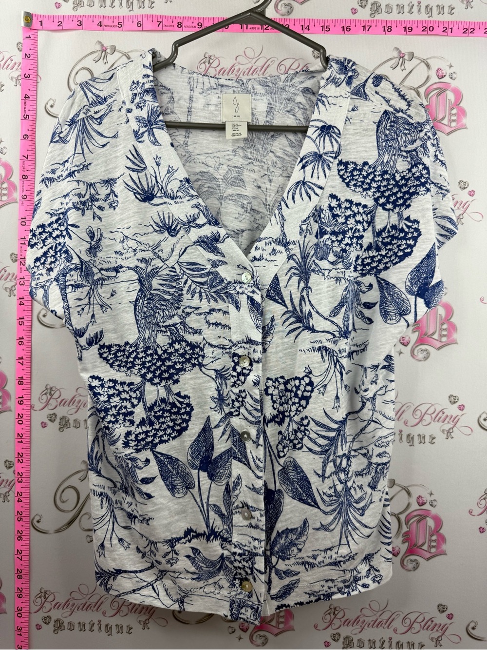 Joie linen T-shirt seashell buttons Blue White Botanical Button-Front Top
